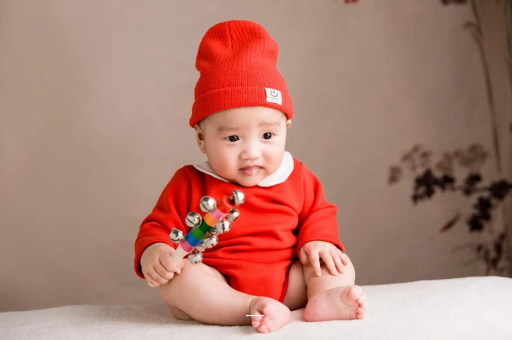 大连六个月宝宝总是摇头